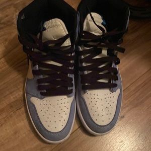 Jordan 1 Retro High White University Blue Black (GS) Size 7.5 men